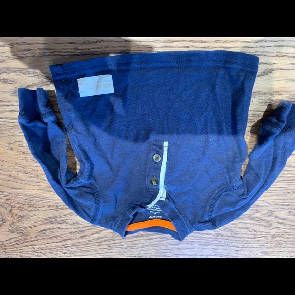 Button down sweatshirt - Picture 2 of 2